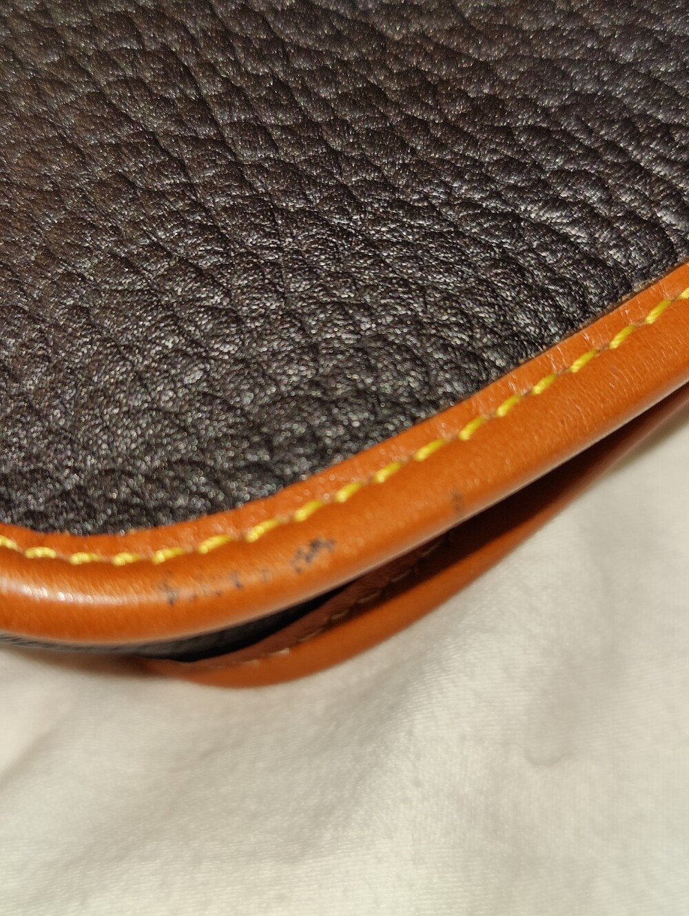 Vintage Dooney & Bourke Black Pebbled Leather Crossbody w/ Brass Duck medallion - Picture 12 of 15